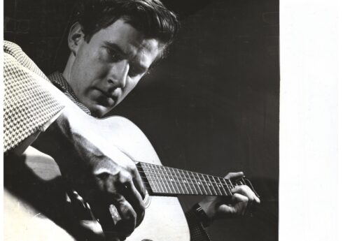 Rory McEwen in New York, 1956 by Larry Lawrence. Estate of Rory McEwen